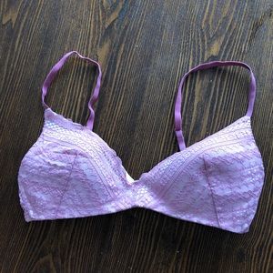 VS lace bra in pink 32c